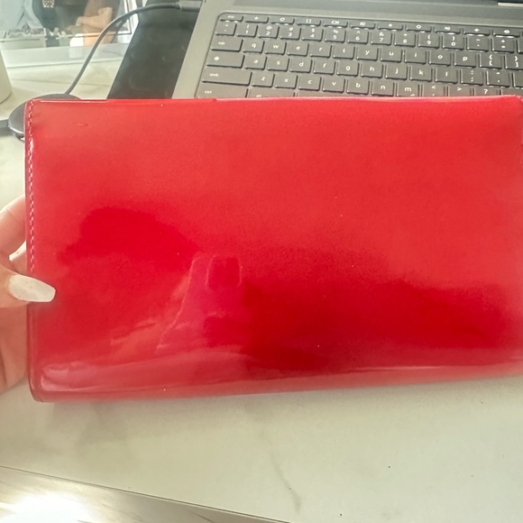 Vibrant LOUIS VUITTON Red Clutch with Gold Accent - Picture 6 of 7